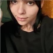 Sobre todo puedo enseñar arte (dibujo, pintura, historia), pero tambien puedo enseñar ampliamente temas de historia de instituto.